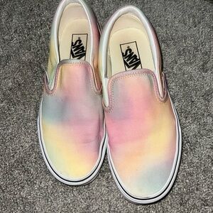 aura shift slip on vans